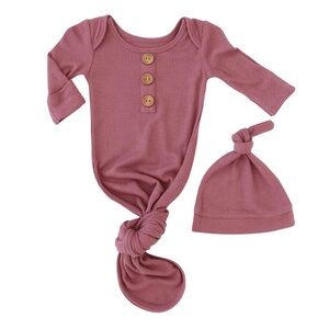 Caden Lane sleeping gown & hat 0-3 months